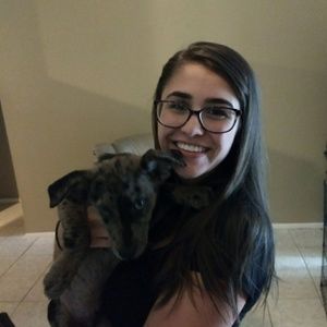 Meet your Posher, Ari